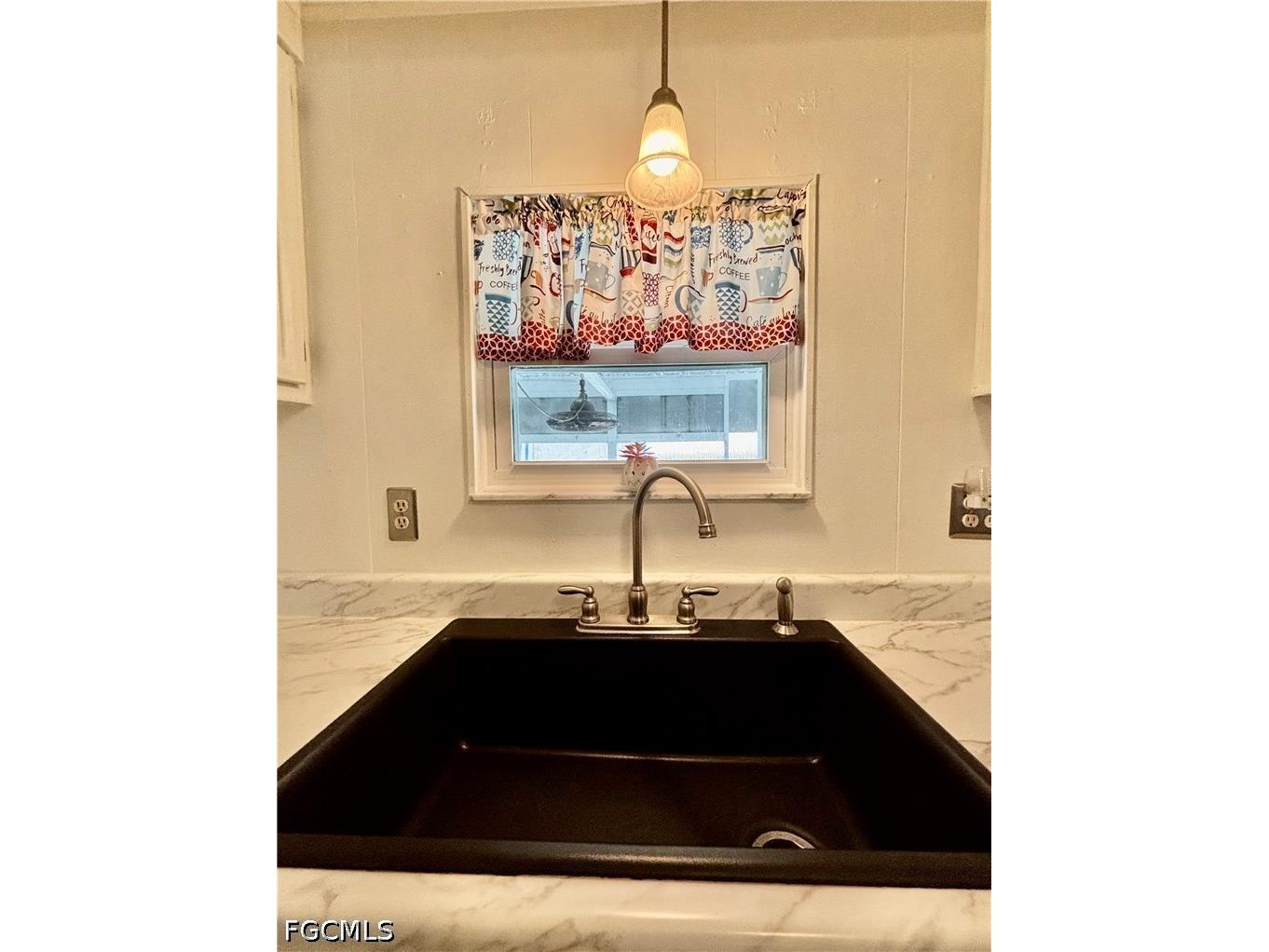 730 Knotty Pine Circle North Fort Myers FL 33917 2026028106 image10