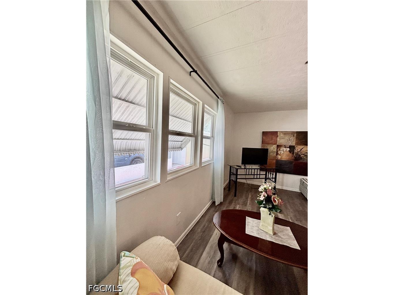 730 Knotty Pine Circle North Fort Myers FL 33917 2026028106 image20