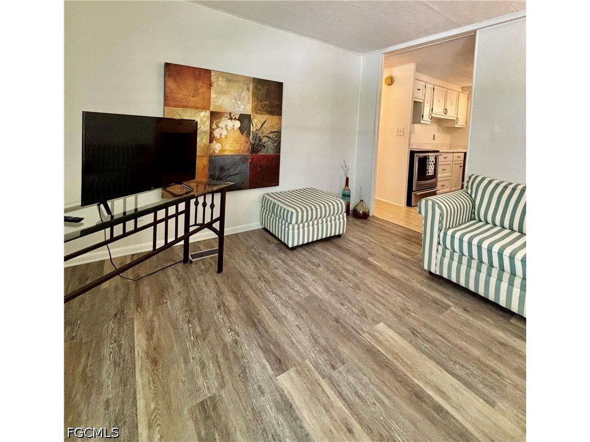 730 Knotty Pine Circle North Fort Myers FL 33917 2026028106 image21