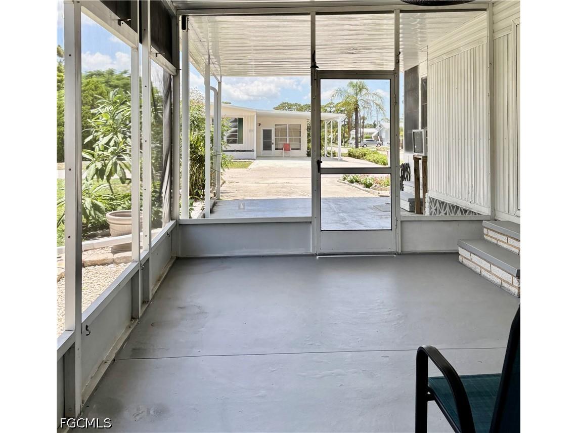 730 Knotty Pine Circle North Fort Myers FL 33917 2026028106 image4