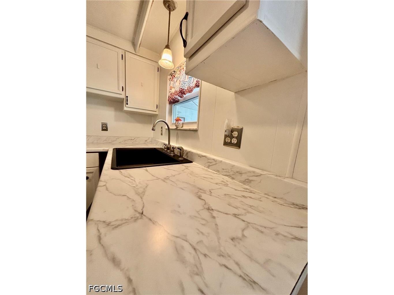 730 Knotty Pine Circle North Fort Myers FL 33917 2026028106 image9