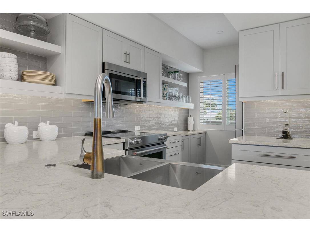 730 W Elkcam Circle #302 Marco Island FL 34145 225064269 image15