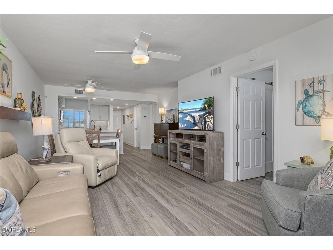 730 W Elkcam Circle #302 Marco Island FL 34145 225064269 image32