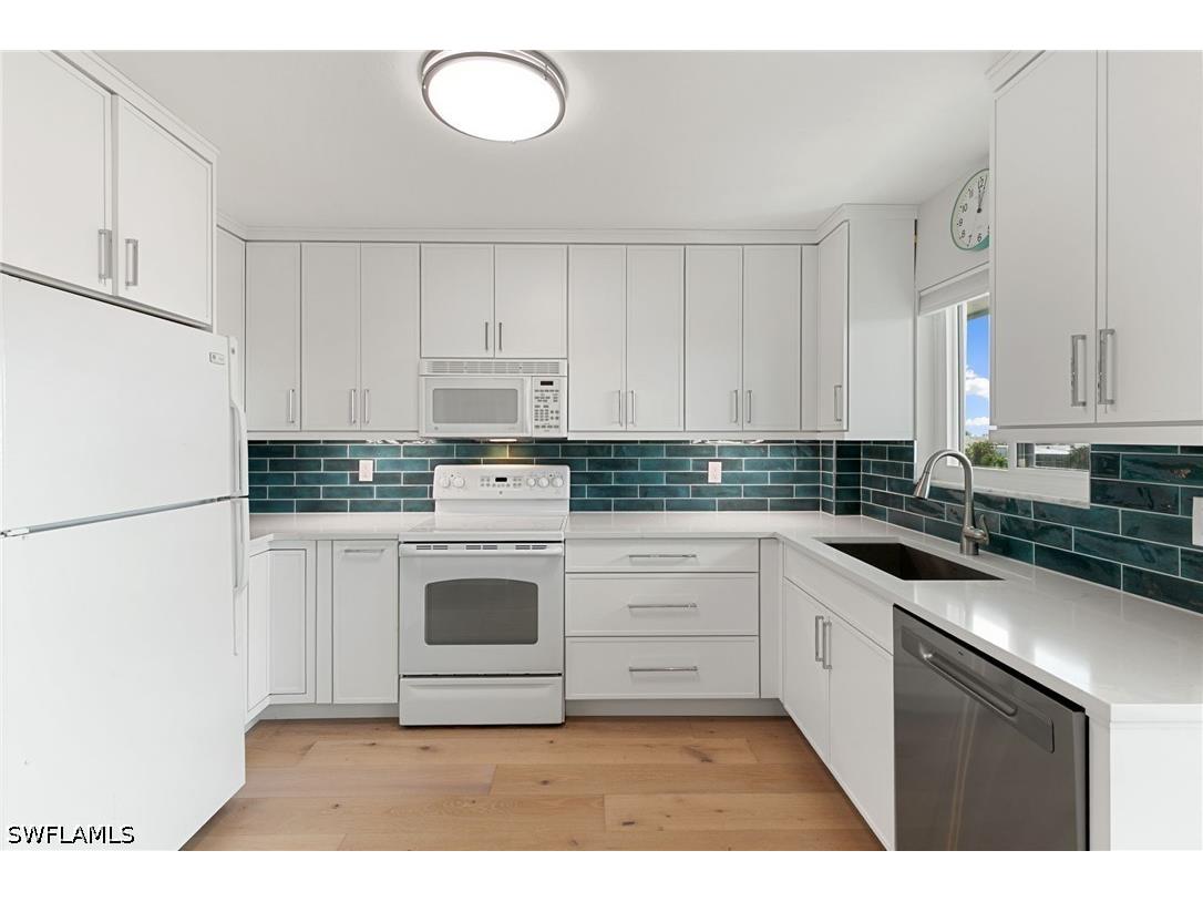 730 W Elkcam Circle #404 Marco Island FL 34145 226015469 image21