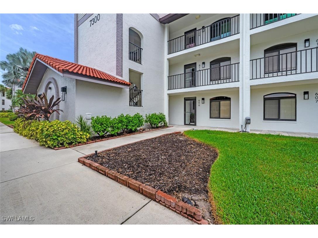 7300 Coventry Court #606 Naples FL 34104 225073332 image4