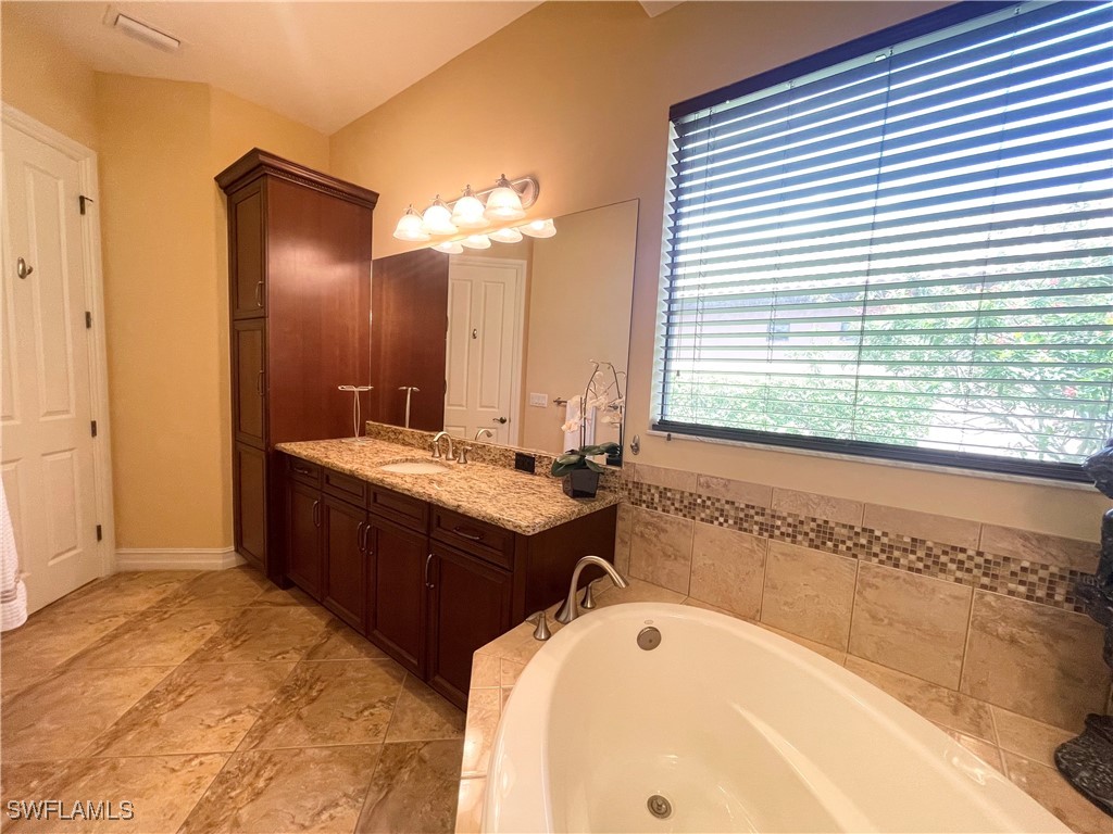 7302 Acorn Way Naples FL 34119 225071425 image23