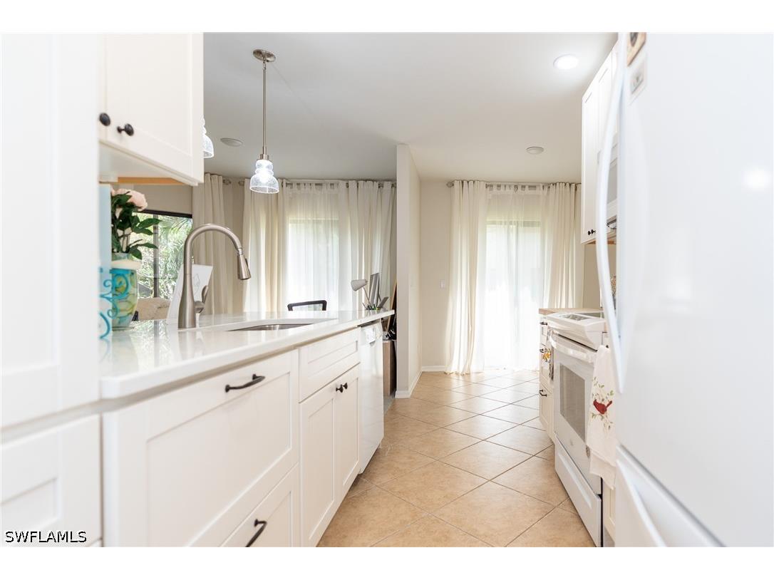 7306 Ascot Court #10-2 Naples FL 34104 226014229 image17