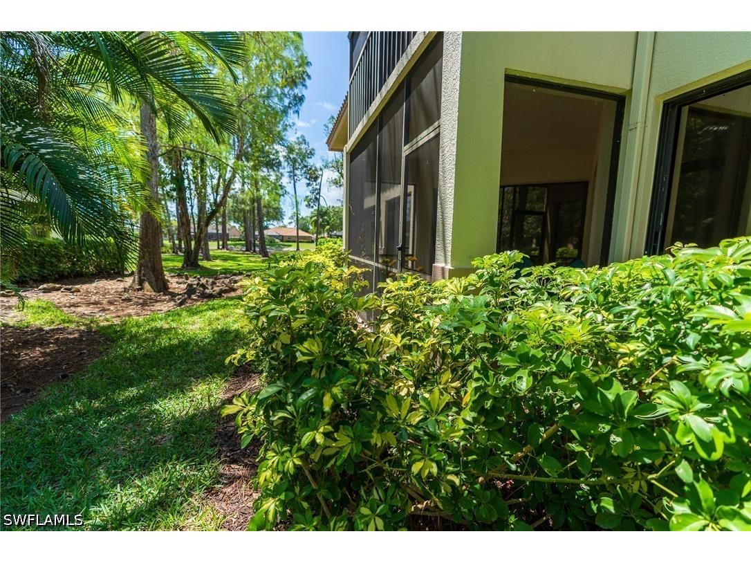 7306 Ascot Court #10-2 Naples FL 34104 226014229 image28