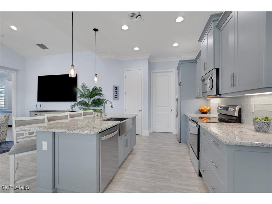 7309 Saona Court Naples FL 34113 225078267 image11