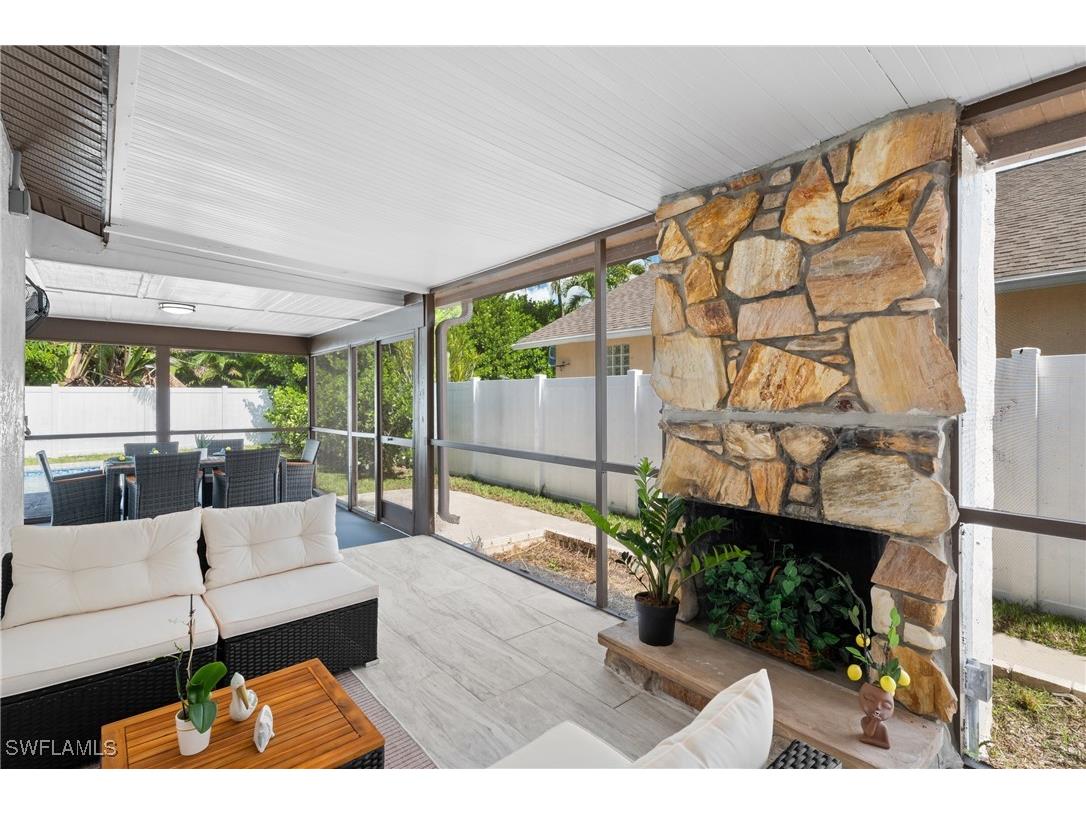 731 102nd Avenue N Naples FL 34108 225075679 image16