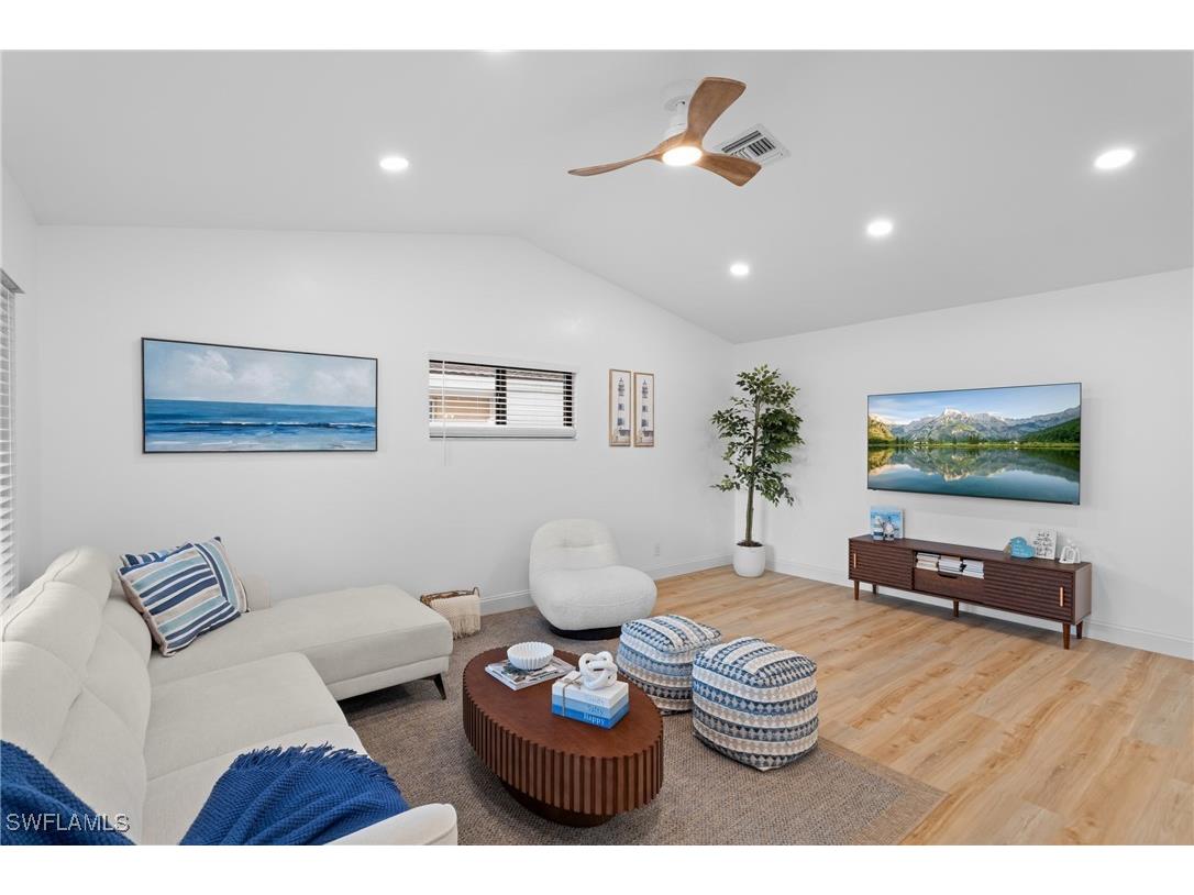 731 102nd Avenue N Naples FL 34108 225075679 image3