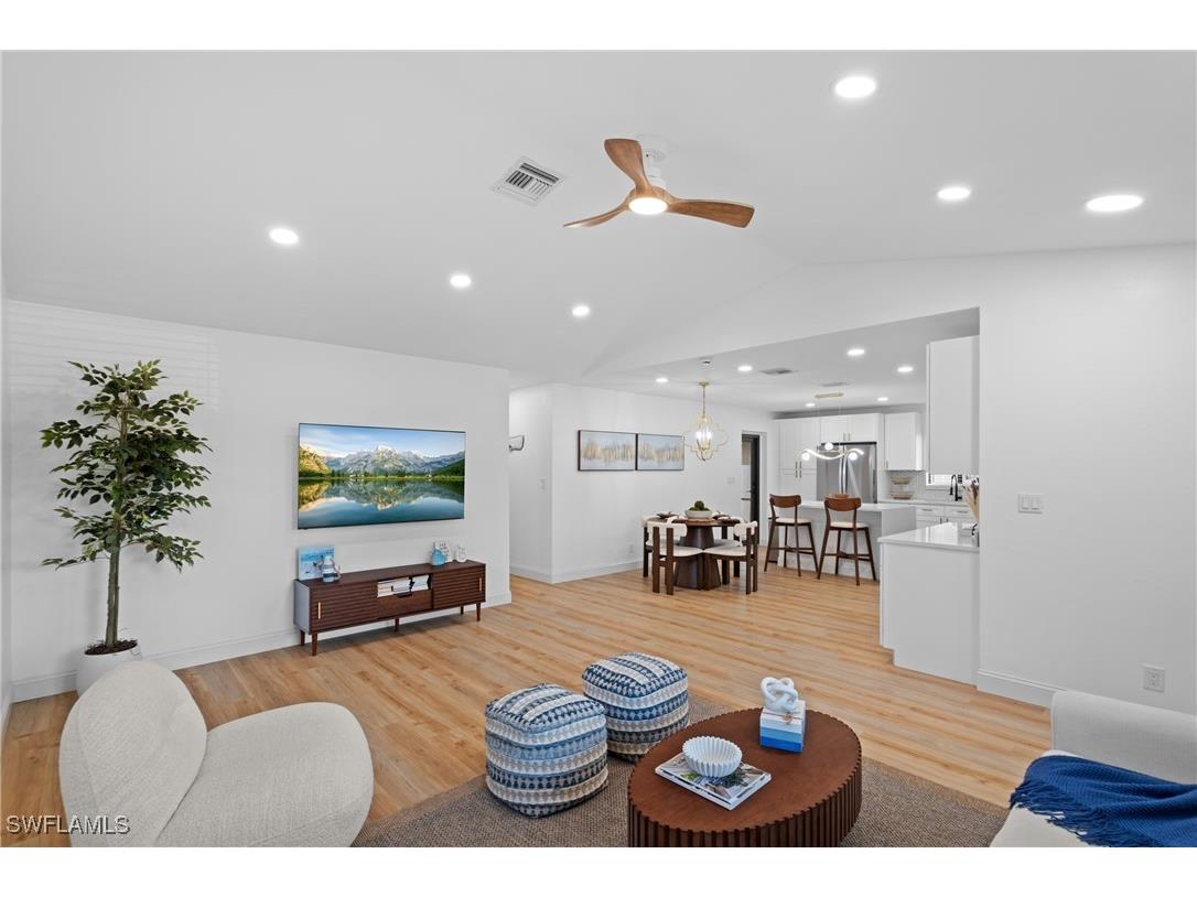 731 102nd Avenue N Naples FL 34108 225075679 image4