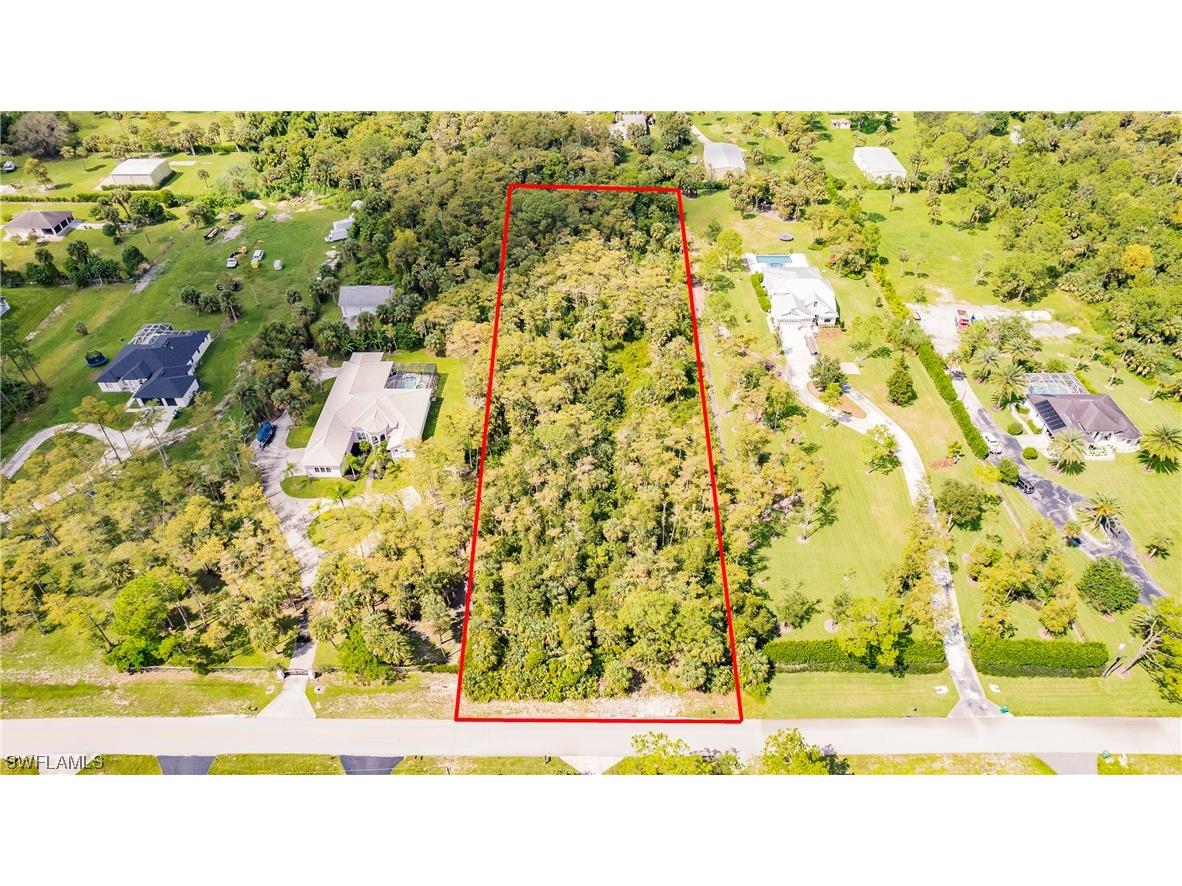 731 29th Street SW Naples FL 34117 223072593 image1