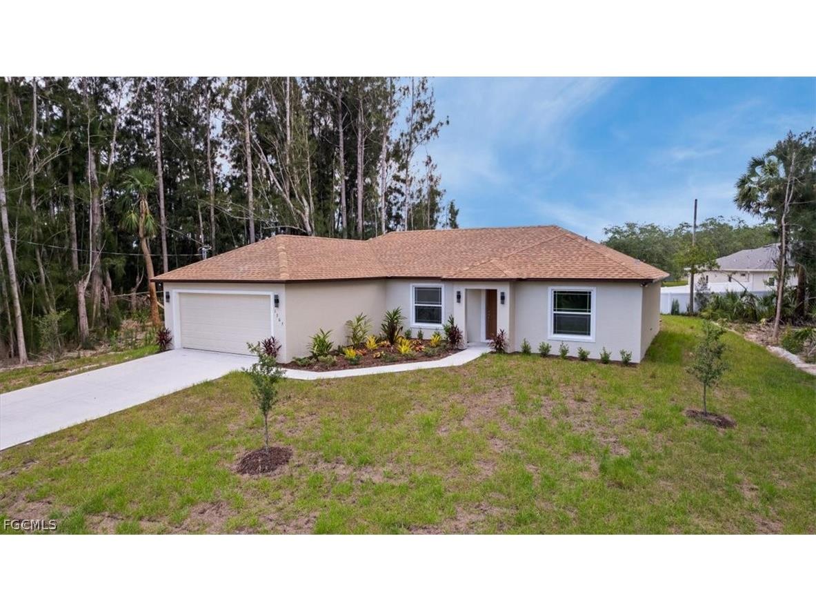 731 Anaconda Avenue S Lehigh Acres FL 33974 2026011259 image3