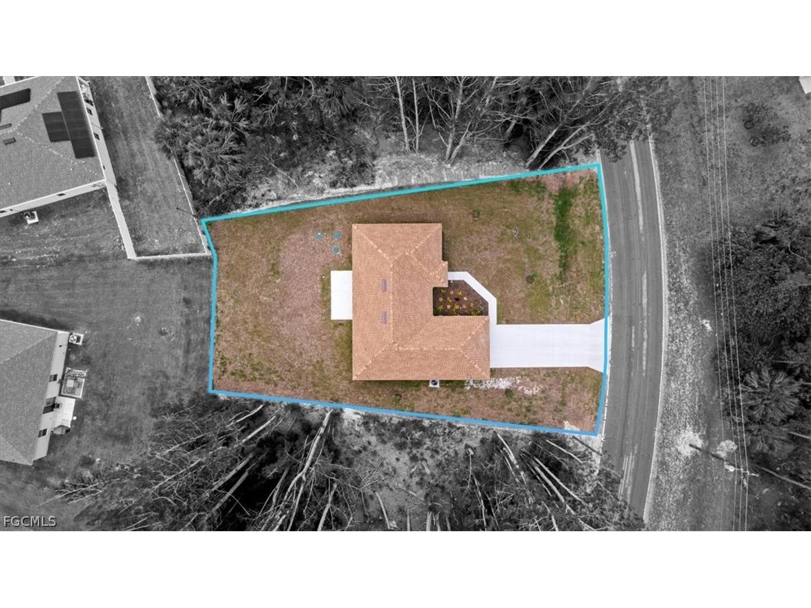731 Anaconda Avenue S Lehigh Acres FL 33974 2026011259 image4