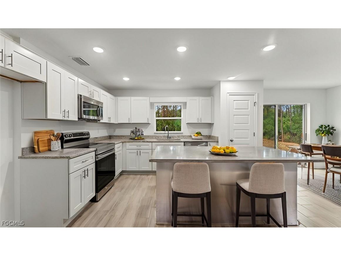 731 Anaconda Avenue S Lehigh Acres FL 33974 2026011259 image8