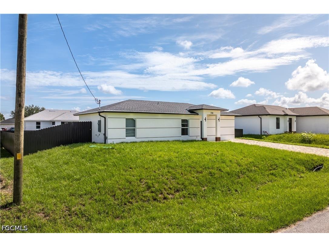 731 Camilla Street E Lehigh Acres FL 33974 2026026111 image2