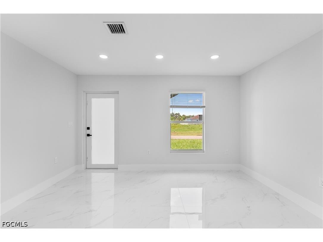731 Camilla Street E Lehigh Acres FL 33974 2026026111 image6