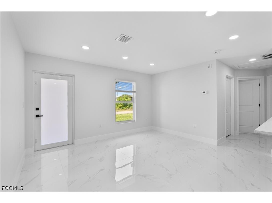 731 Camilla Street E Lehigh Acres FL 33974 2026026111 image7