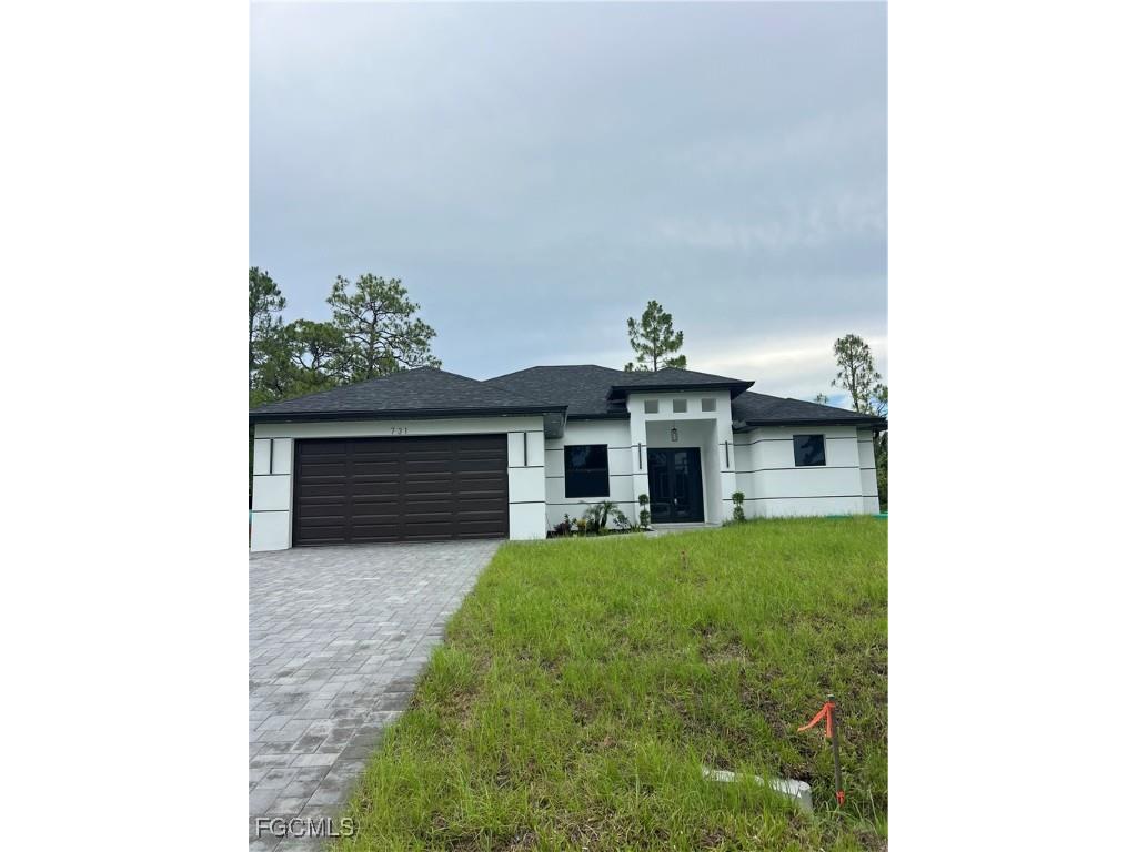 731 Chattman Street E Lehigh Acres FL 33974 2025002923 image1