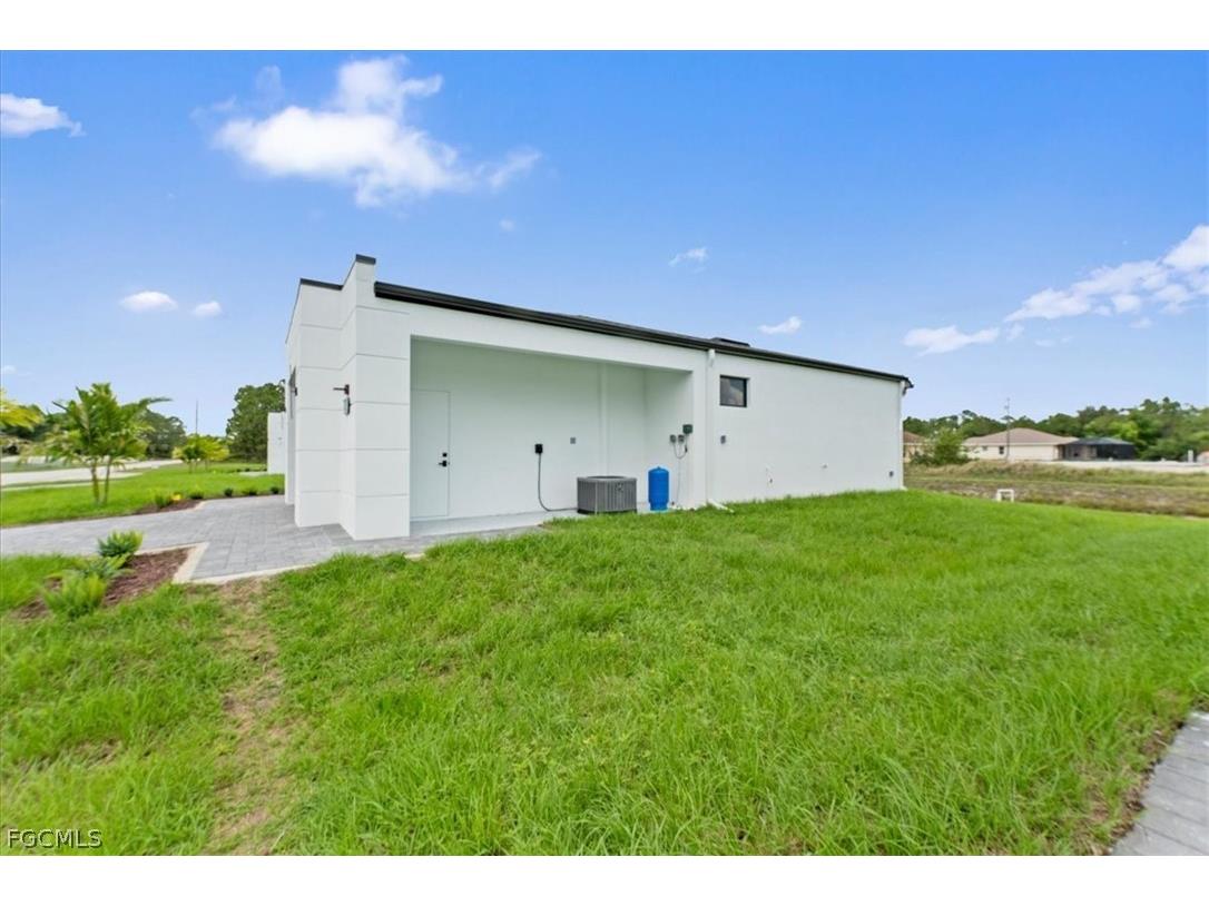 731 Colyer Street E Lehigh Acres FL 33974 2026010395 image28