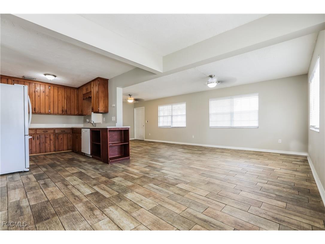 731 Cypress Avenue Venice FL 34285 2025022416 image15