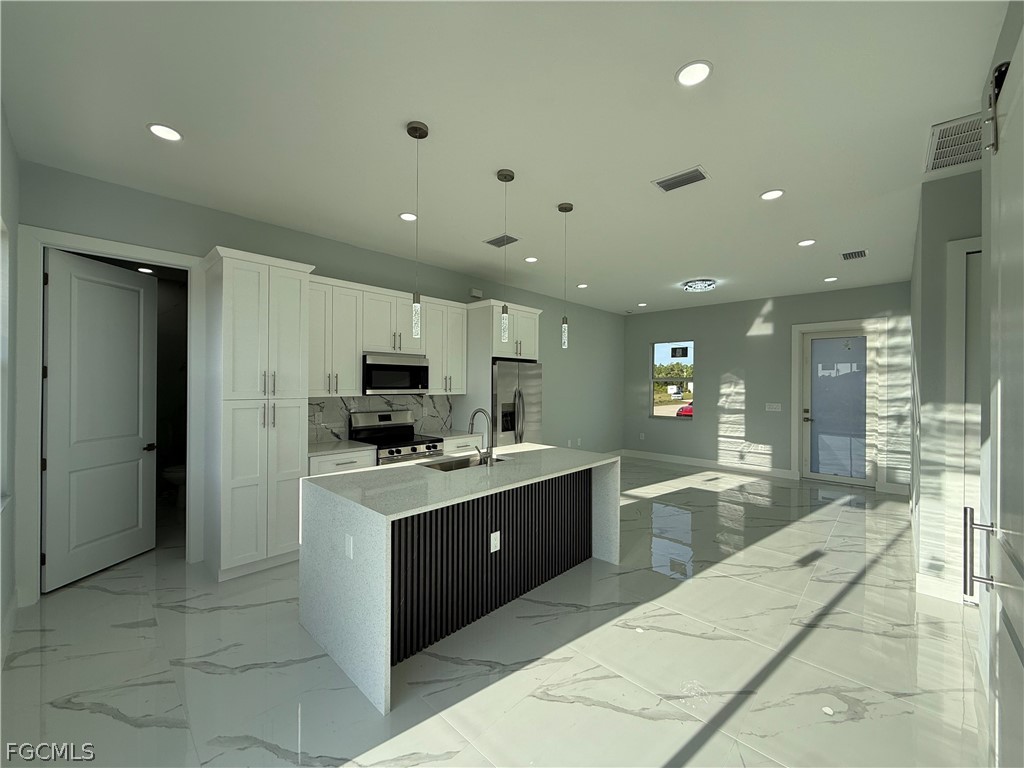 731 Ferndale Avenue S Lehigh Acres FL 33974 2025019274 image11