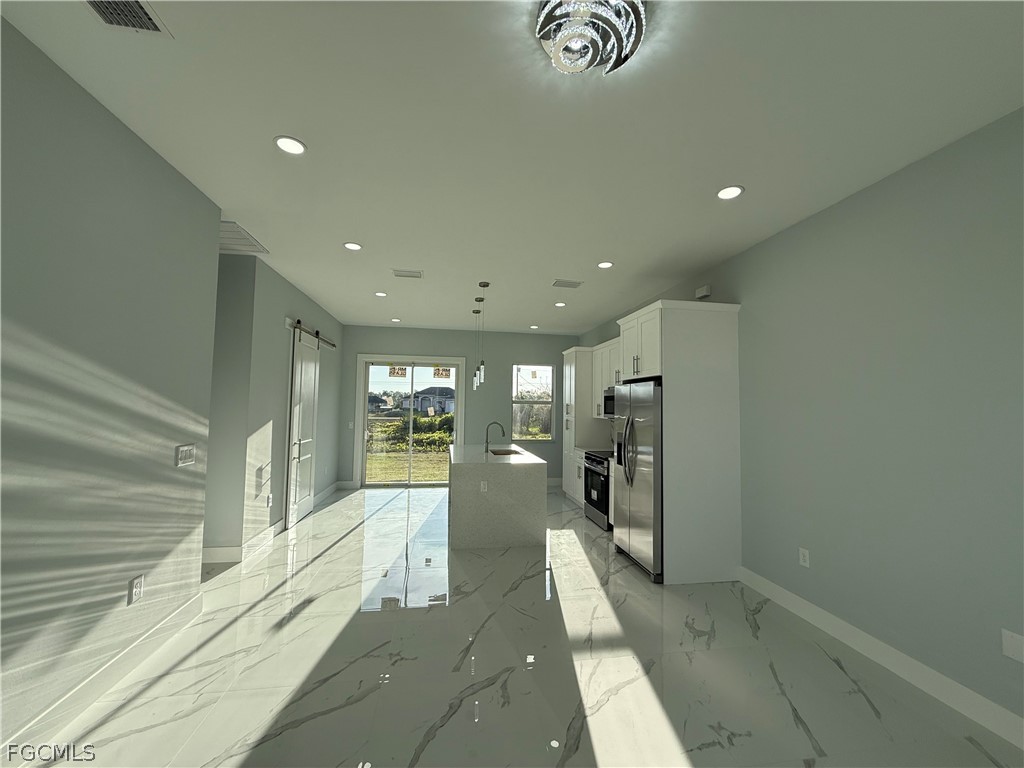 731 Ferndale Avenue S Lehigh Acres FL 33974 2025019274 image5