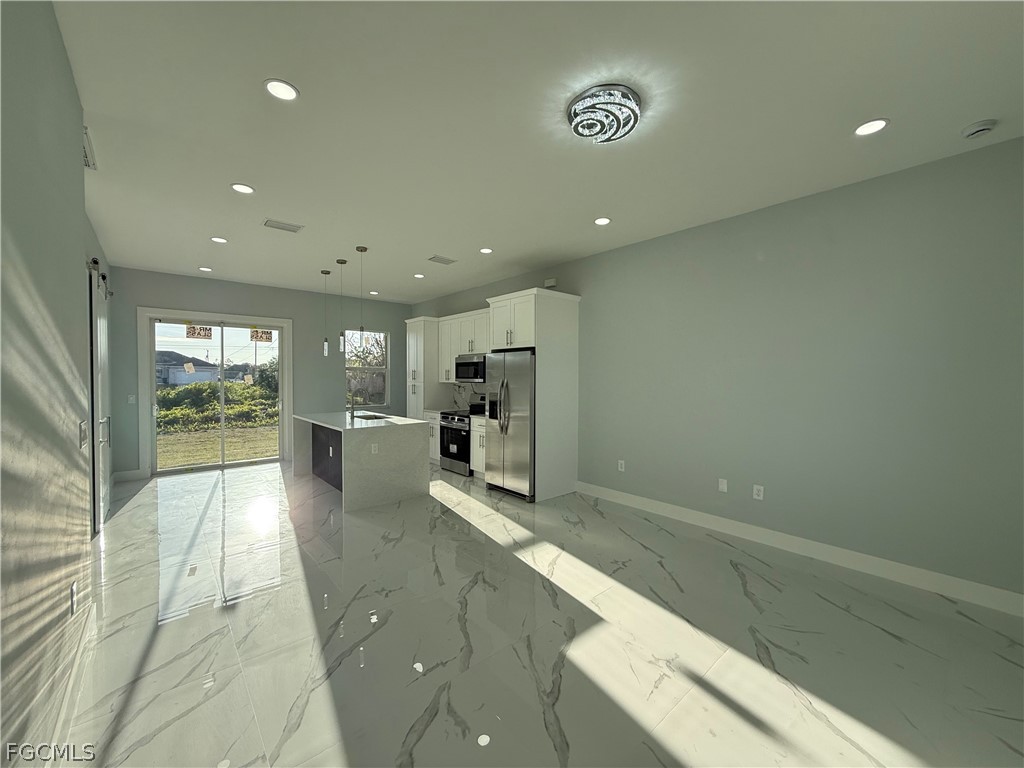 731 Ferndale Avenue S Lehigh Acres FL 33974 2025019274 image6