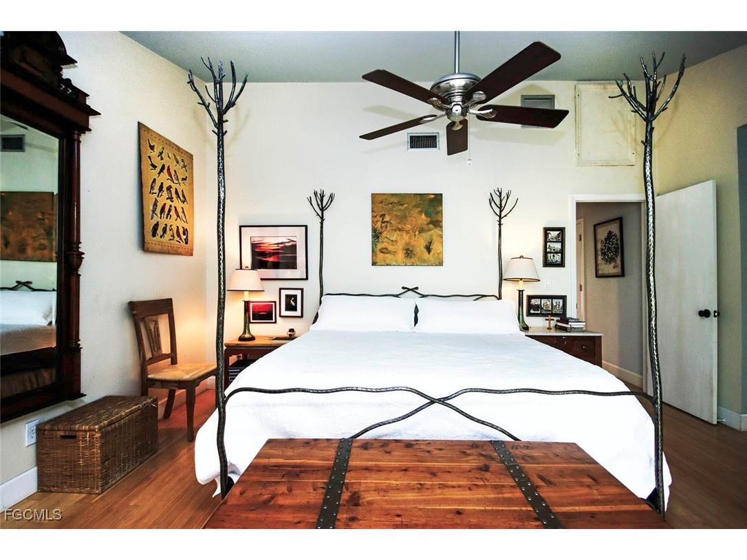 731 Nerita Street Sanibel FL 33957 2025019232 image12