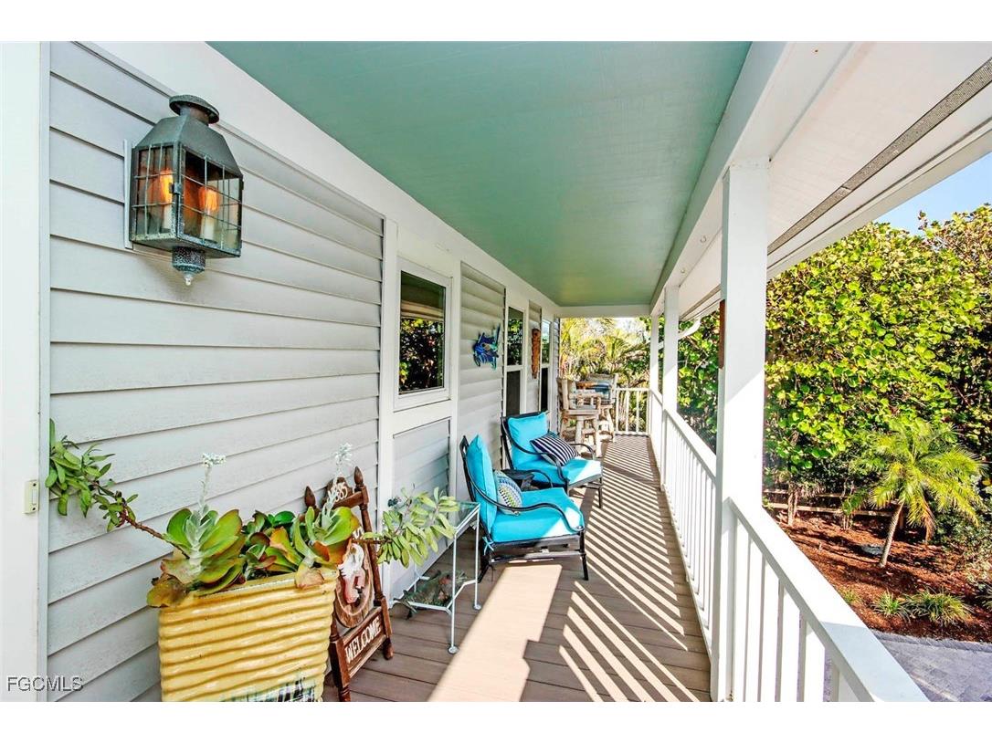 731 Nerita Street Sanibel FL 33957 2025019232 image3