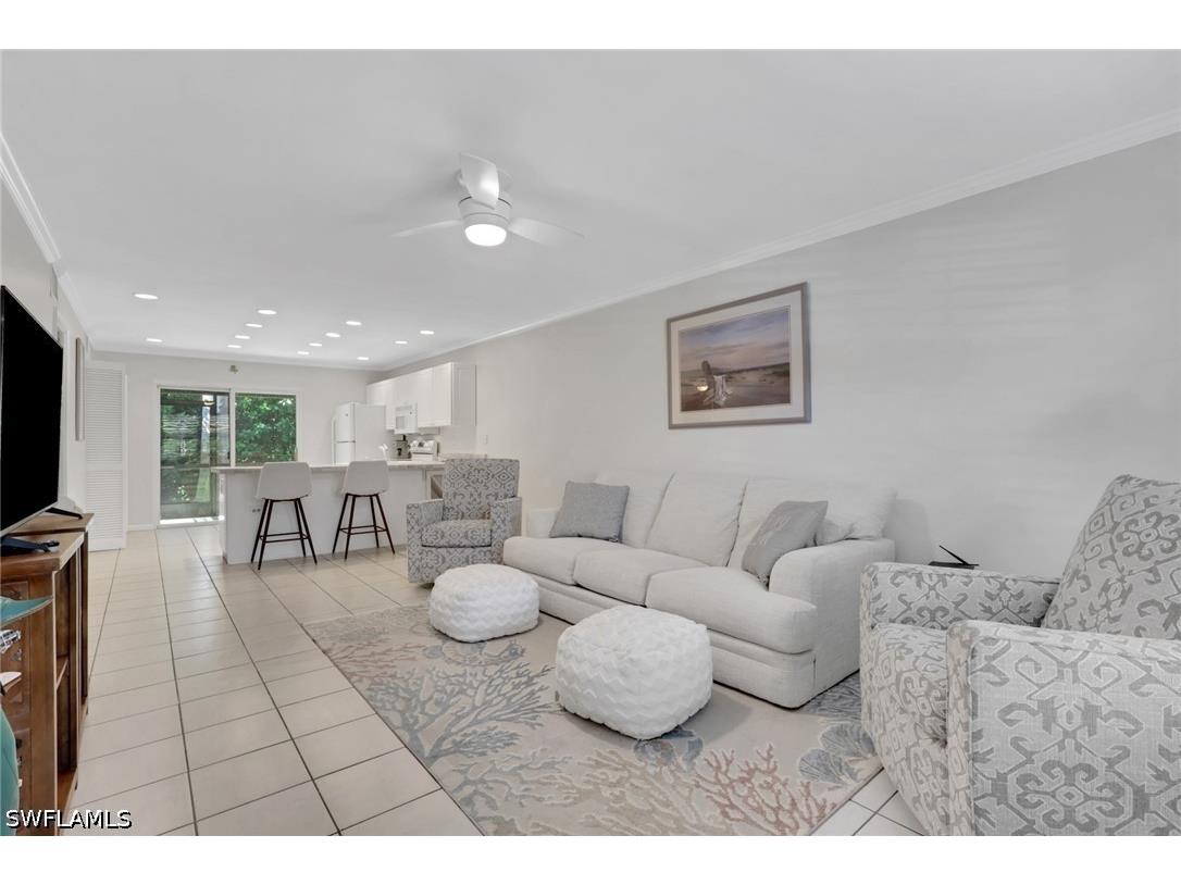 731 W Elkcam Circle #B113 Marco Island FL 34145 226013826 image1