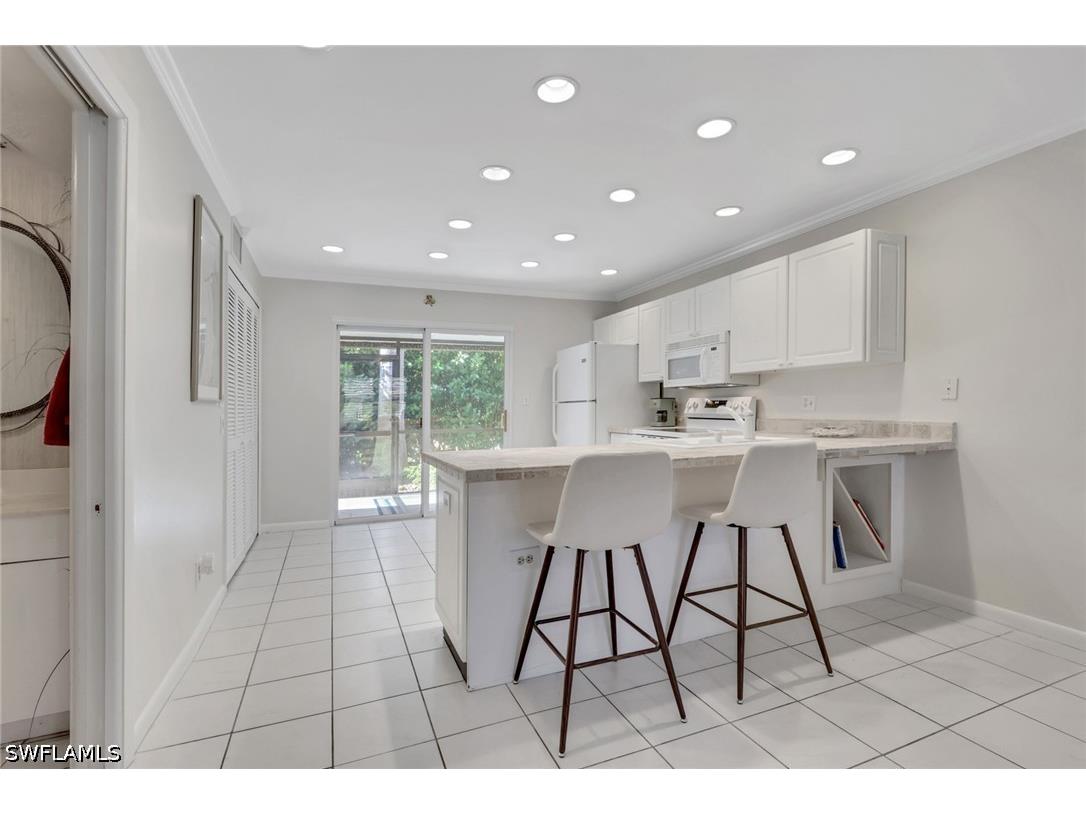 731 W Elkcam Circle #B113 Marco Island FL 34145 226013826 image2