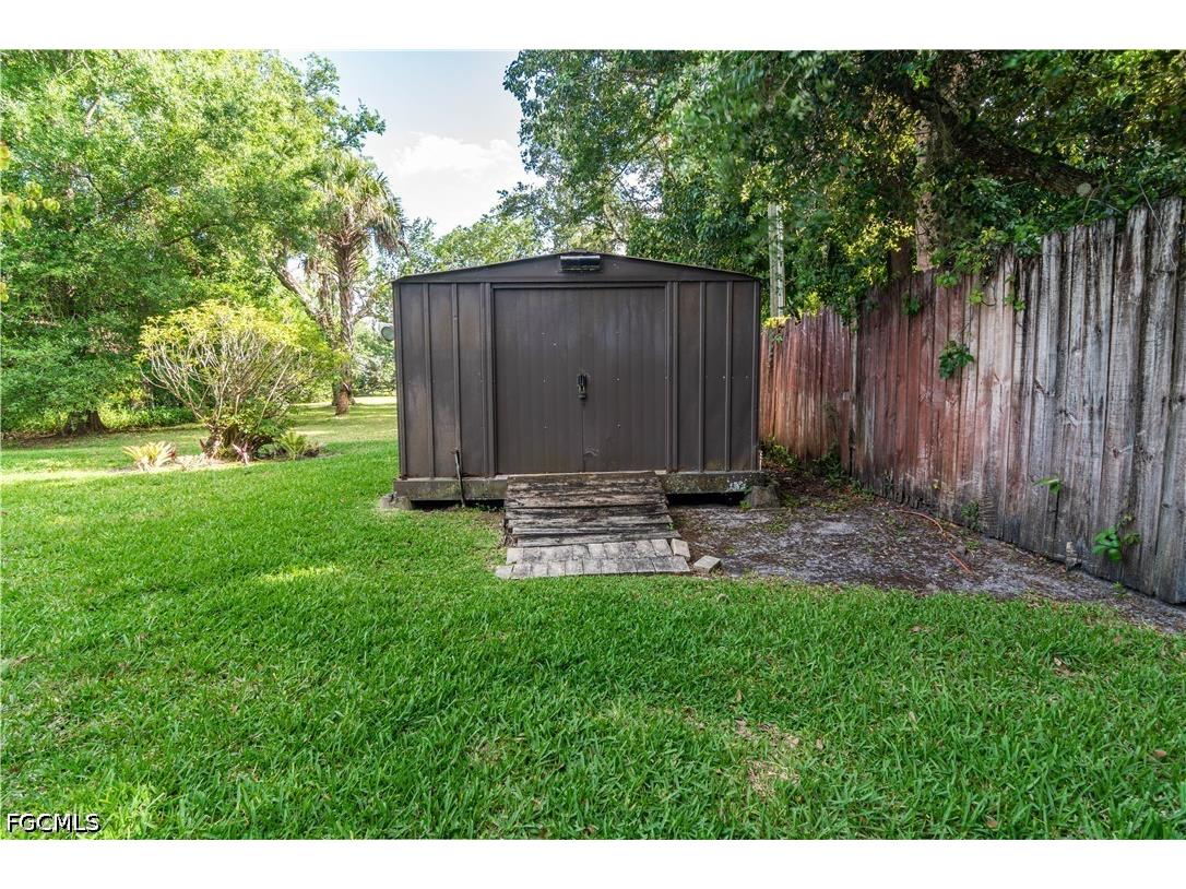 7314 Sean Lane North Fort Myers FL 33917 2026014854 image37