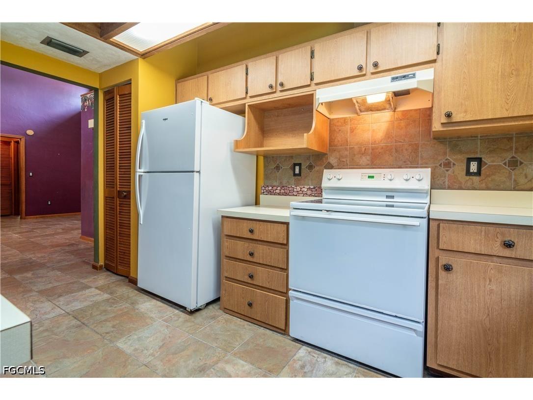 7314 Sean Lane North Fort Myers FL 33917 2026014854 image5