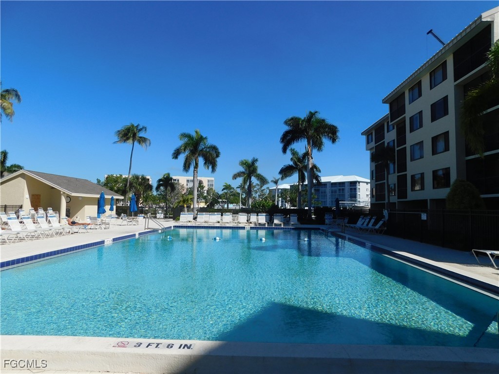  Fort Myers Beach FL 33931 2026001980 image2