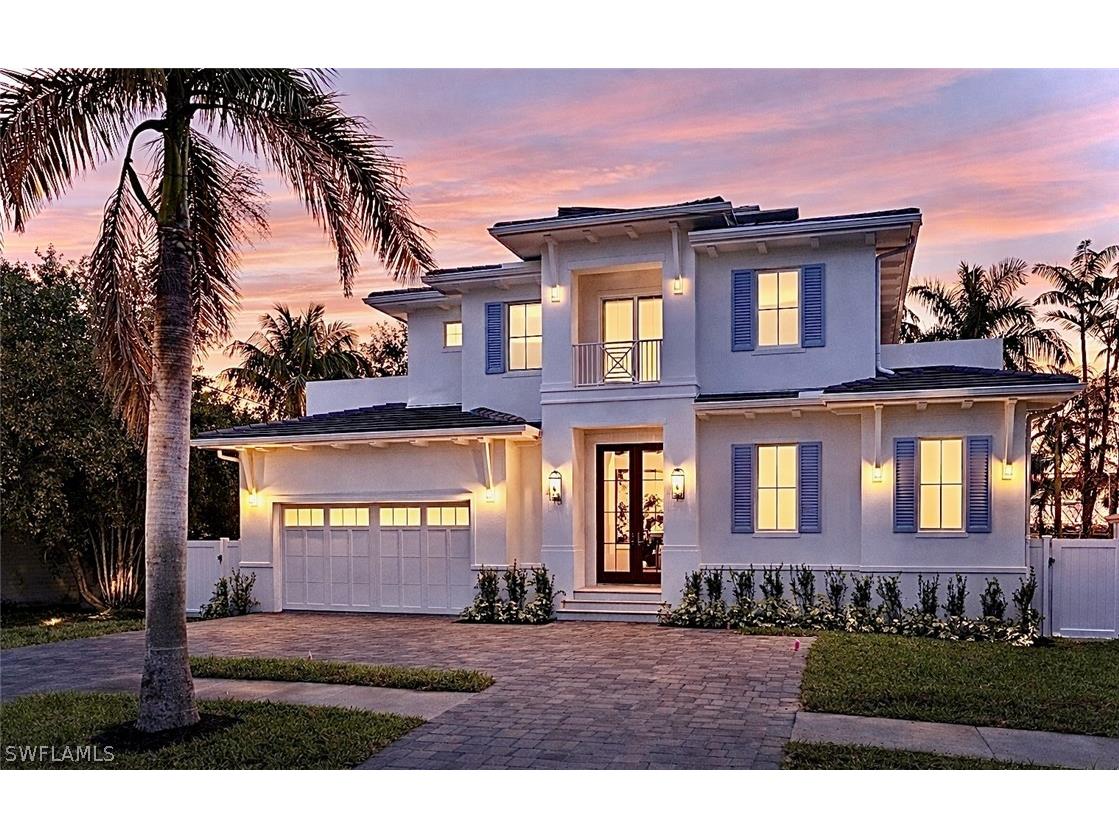 732 12th Street N Naples FL 34102 226010314 image1