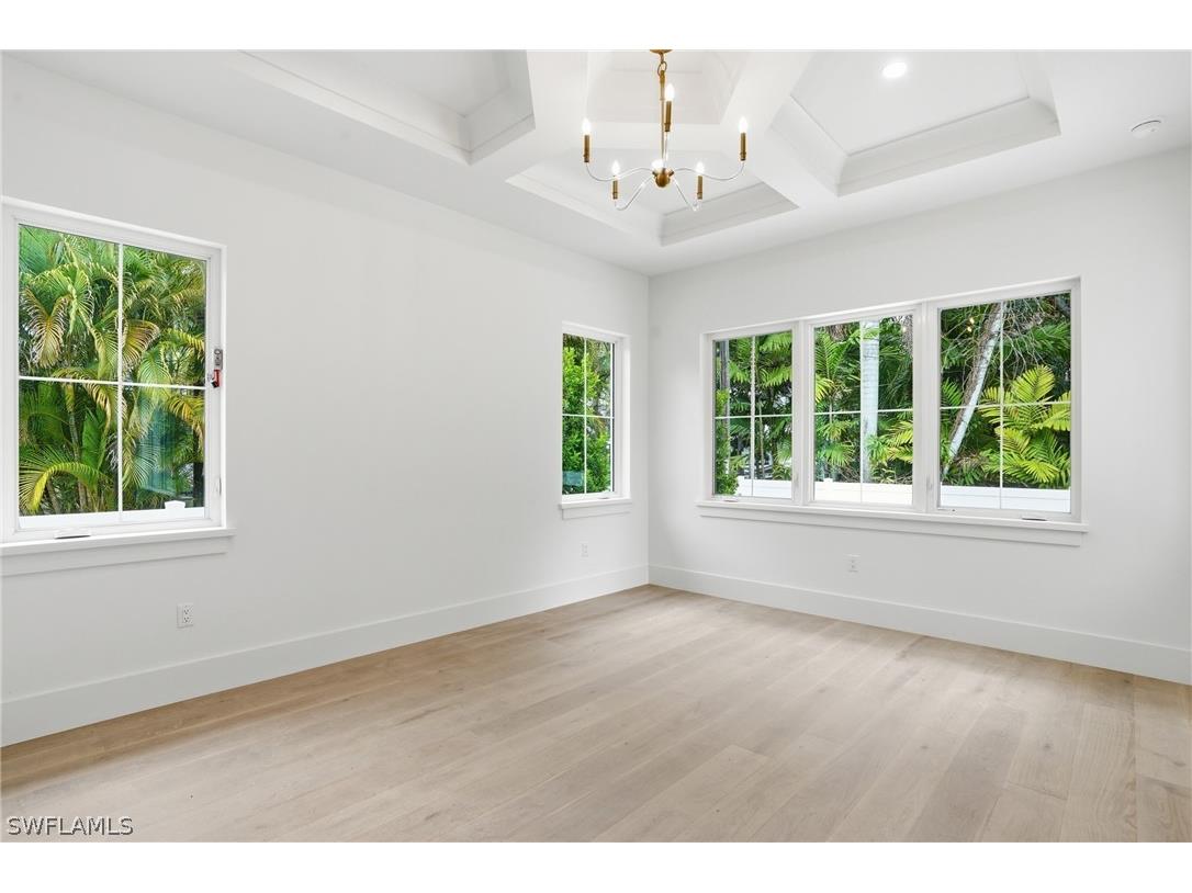 732 12th Street N Naples FL 34102 226010314 image10