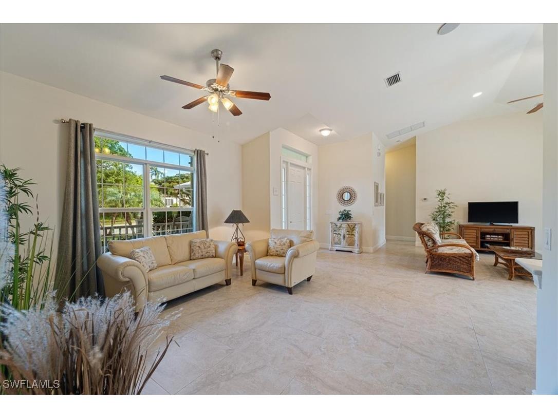 732 7th Avenue N Naples FL 34102 225080665 image12