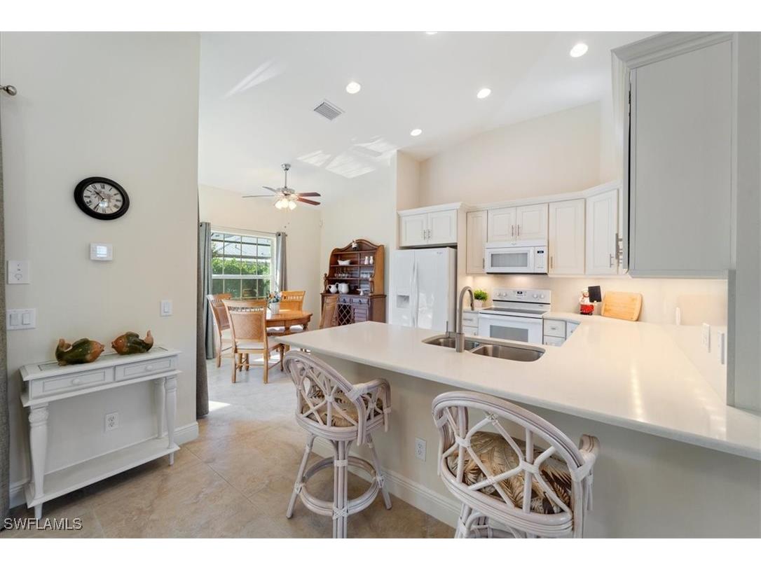 732 7th Avenue N Naples FL 34102 225080665 image15