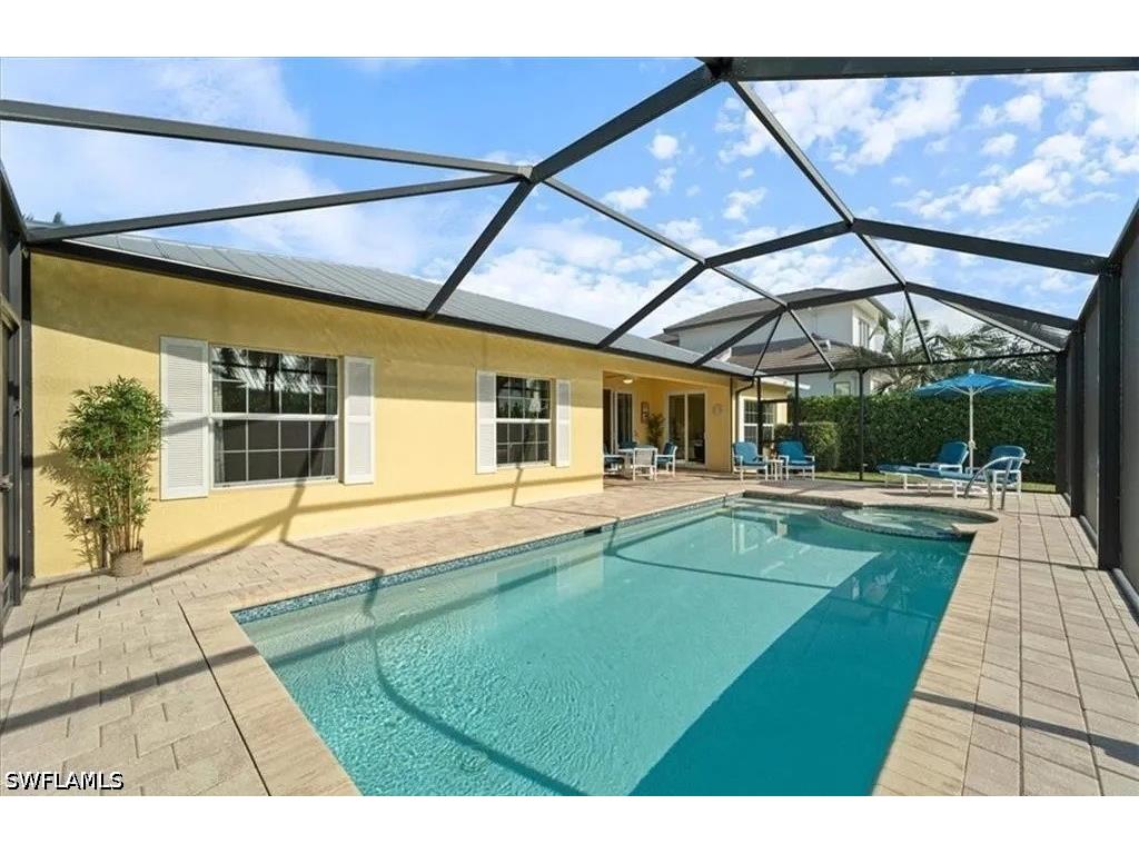 732 7th Avenue N Naples FL 34102 226021095 image1