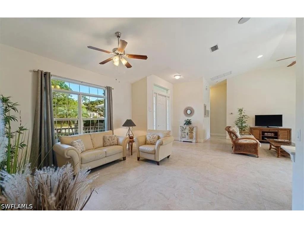 732 7th Avenue N Naples FL 34102 226021095 image11
