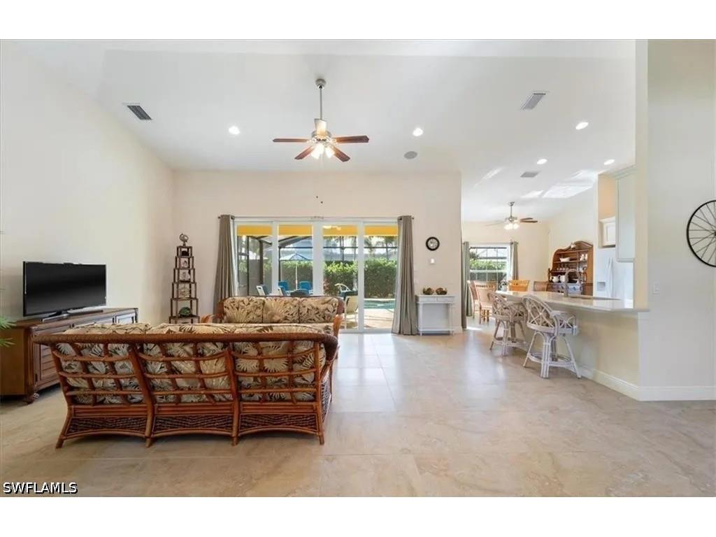 732 7th Avenue N Naples FL 34102 226021095 image12