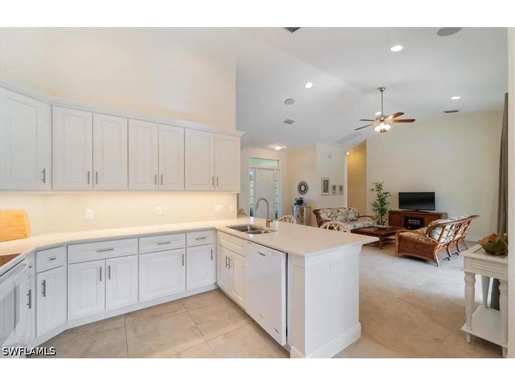 732 7th Avenue N Naples FL 34102 226021095 image15