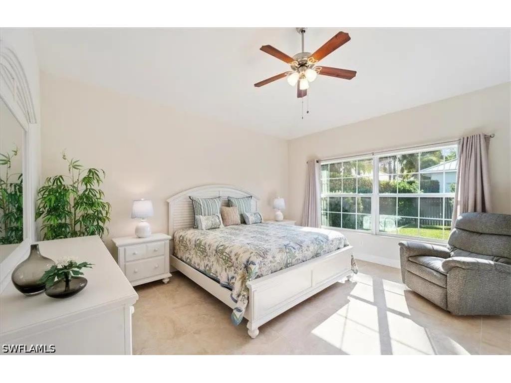 732 7th Avenue N Naples FL 34102 226021095 image22