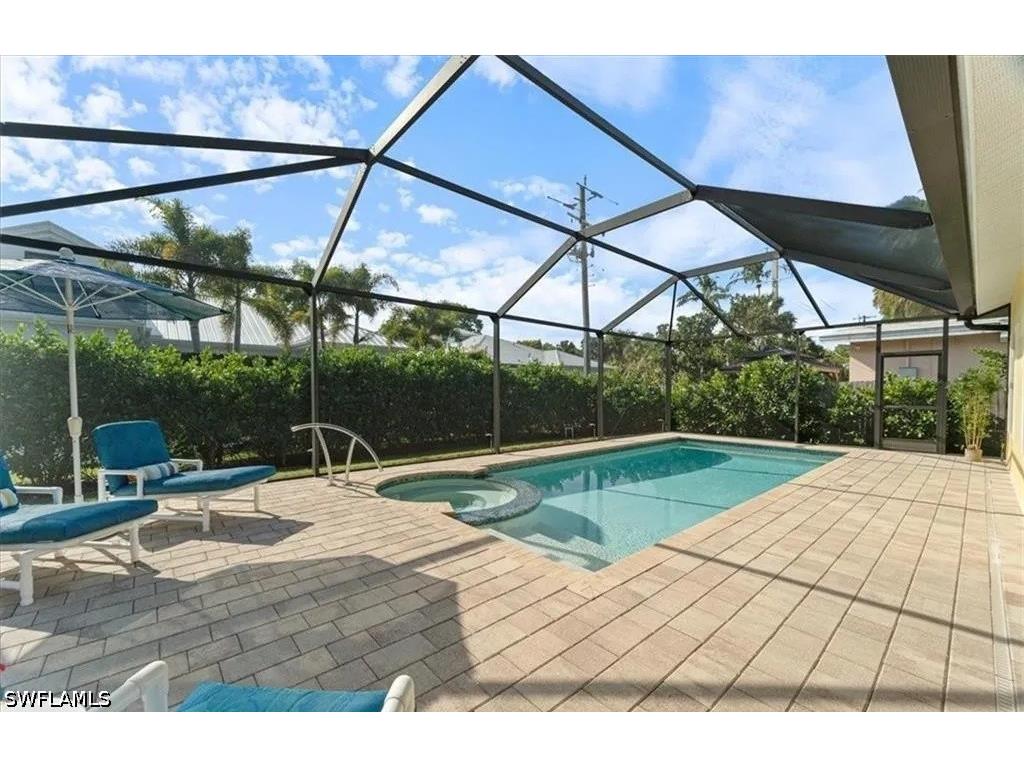 732 7th Avenue N Naples FL 34102 226021095 image31