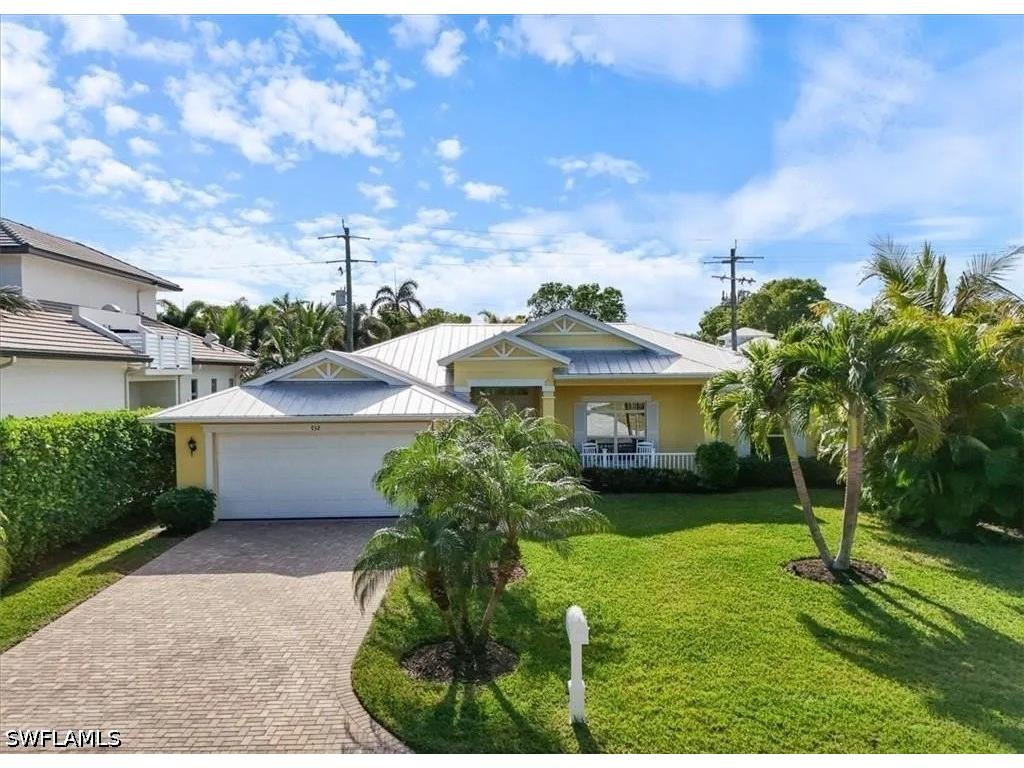 732 7th Avenue N Naples FL 34102 226021095 image6