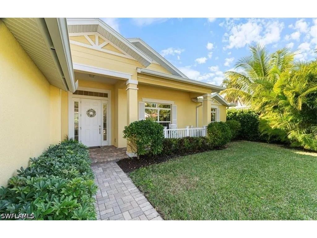 732 7th Avenue N Naples FL 34102 226021095 image8