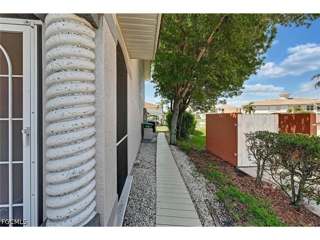 732 Victoria Drive #4 Cape Coral FL 33904 2026021366 image12