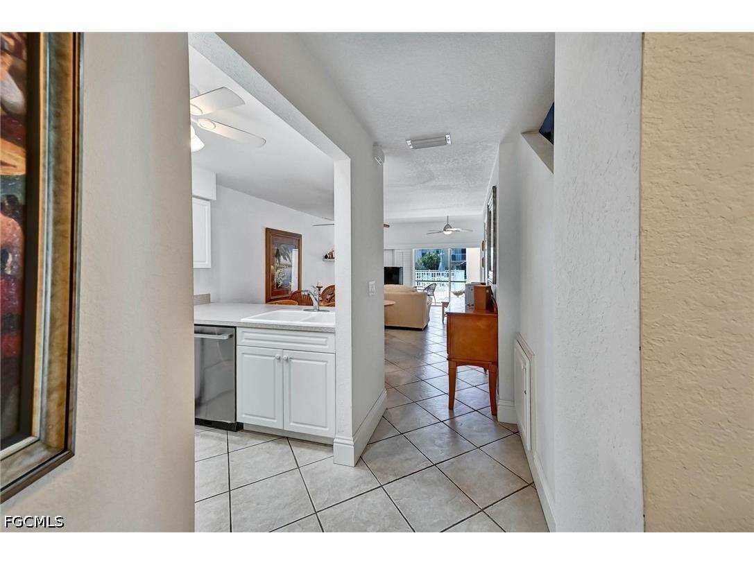 732 Victoria Drive #4 Cape Coral FL 33904 2026021366 image14